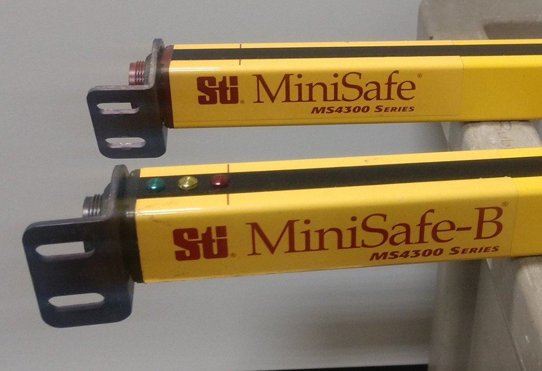 Used STI MiniSafe Series Light Curtains, MS4300 MS4340BR RCVR 40 & MS4340BX XMTR 40