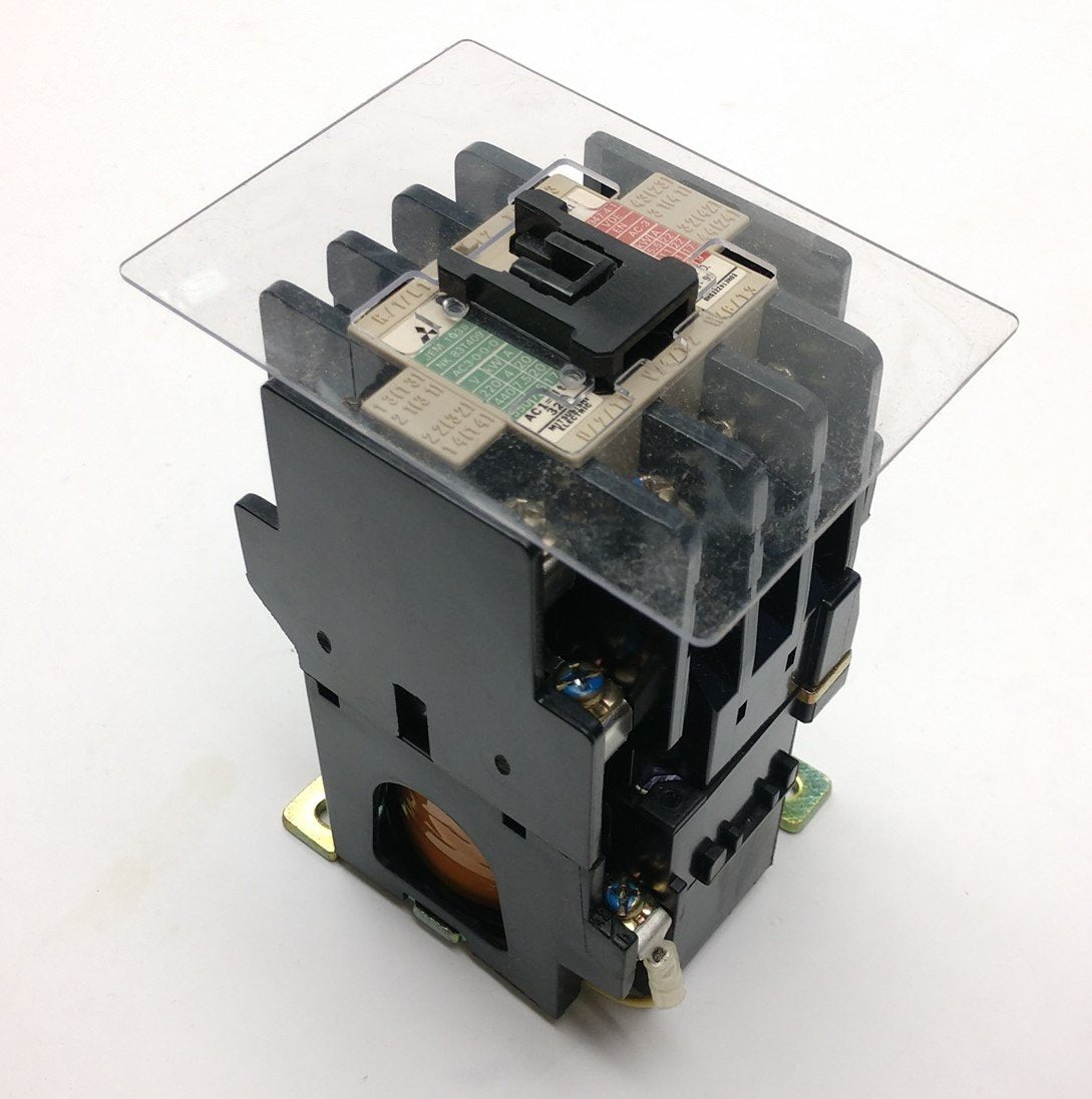 Used Mitsubishi SD-K21 Contactor, 3-Pole with 2x N/O & 2x N/C Auxiliary Contacts