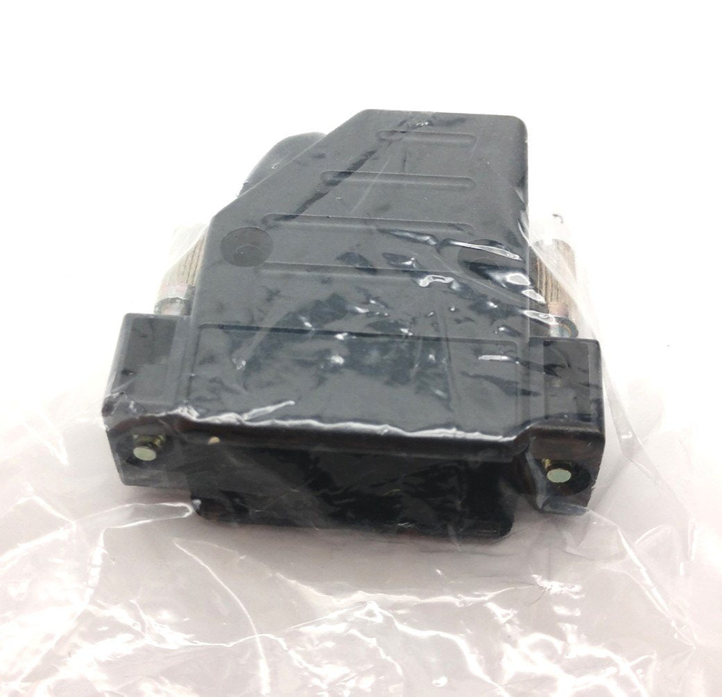 New Lot of 10 New Digi-Key 974-015-010-011 Backshell DB15 Black Plastic 40Deg