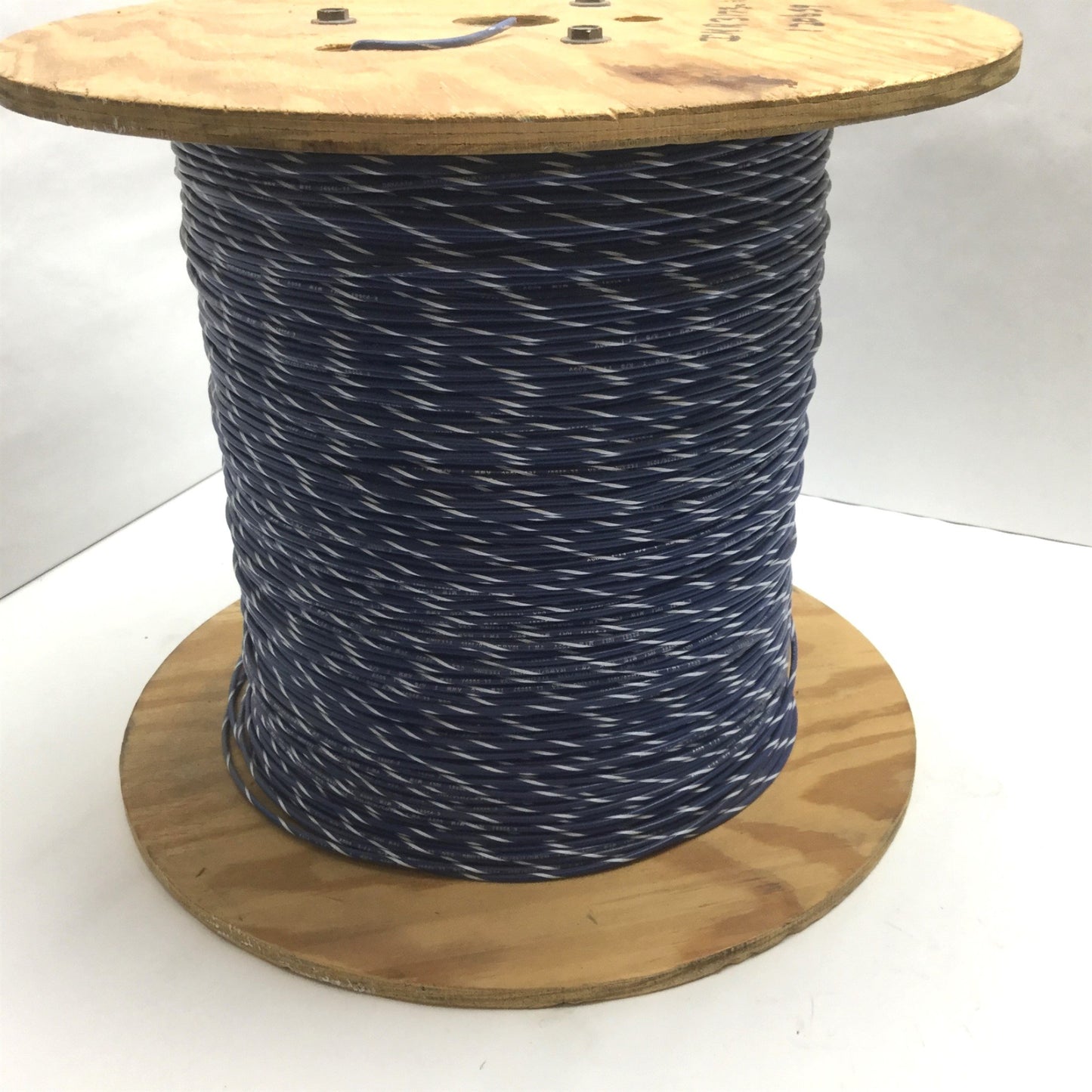 New – Open box Tinned Copper Electrical Wire, Length: ~4900 ft, 16AWG, 26 Strands, Rating: 600V