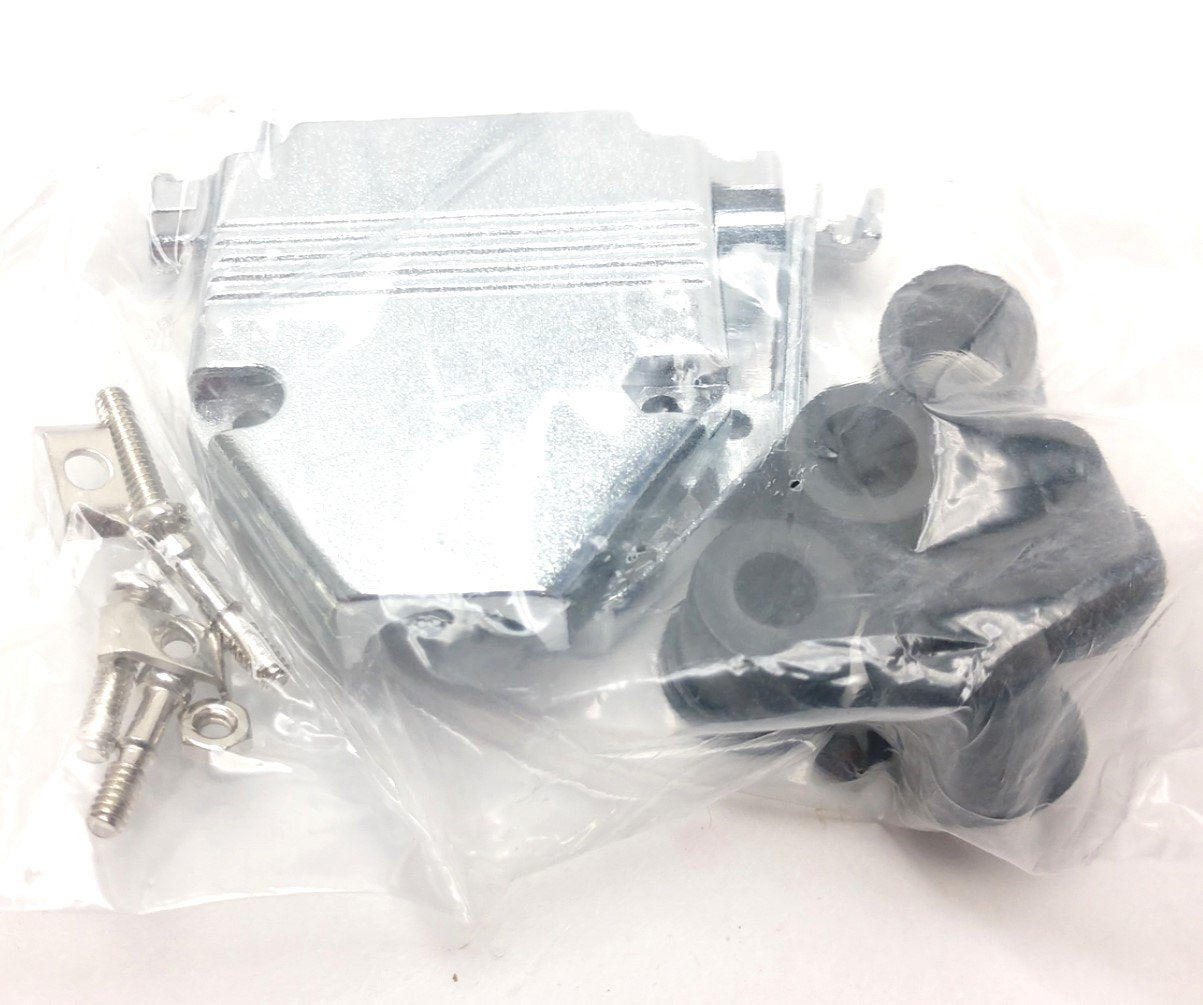 New Lot of 21 New Aim Cambridge-Cinch 40-9725HMG Hood, Clamp Type: D-Sub, Straight