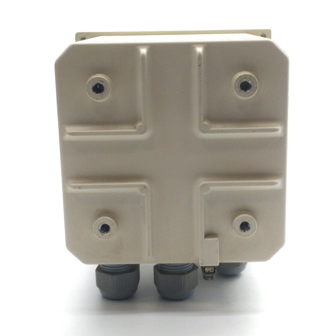 Used Yokogawa SC400-C-U-1-E*A Conductivity Converter 2æS/cm-500mSxC 0-20 mA DC 120VAC