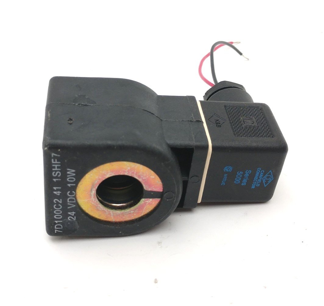 Used Parker 7321KBN2RN00N0D1D1C2 Skinner Solenoid Coil, Voltage: 24VDC, Two-Way