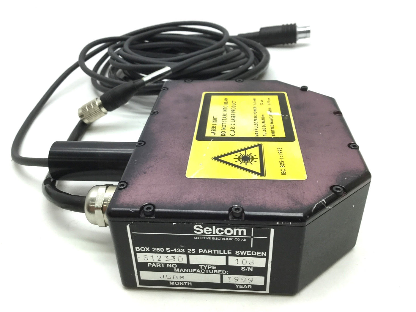 Used LMI SLS7000 Laser Triangulation Sensor System Wavelength: 675nm, Range: 1mm
