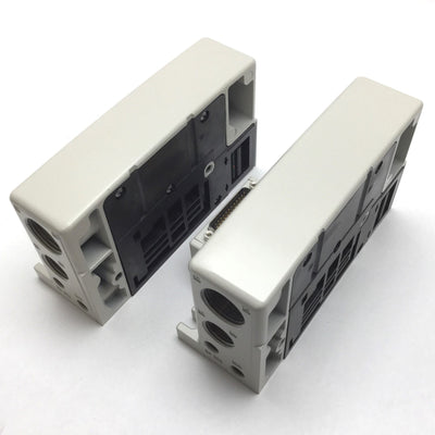New – Open box Lot of 2 SMC VVQC4000-3A-3T Pneumatic Solenoid Valve Manifold D-Side End Plate