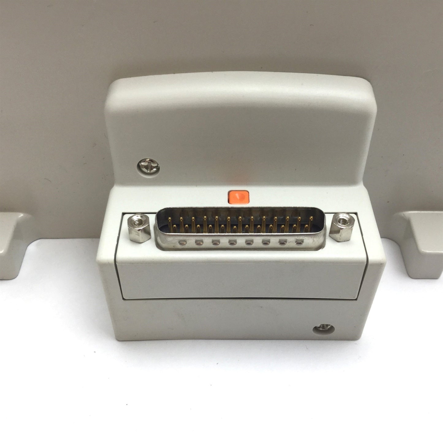 New – Open box Lot of 2 SMC VVQC4000-3A-3T Pneumatic Solenoid Valve Manifold D-Side End Plate