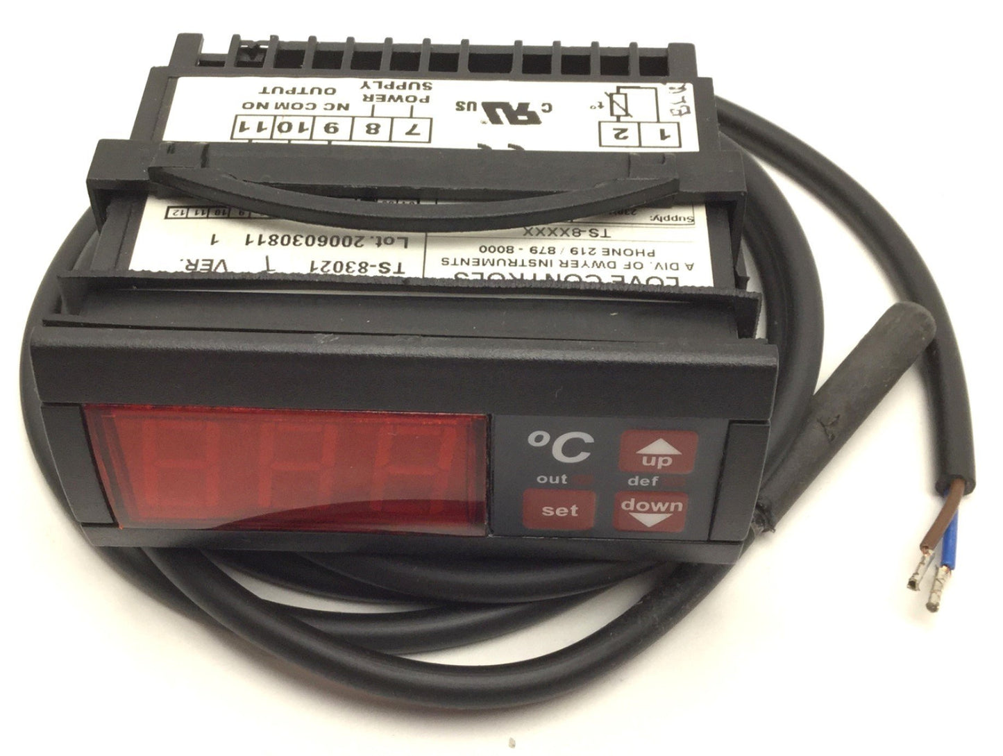 Used Love Controls TS-83021 Digital Temperature Switch, Out: 8A SPDT, Supply: 230VAC