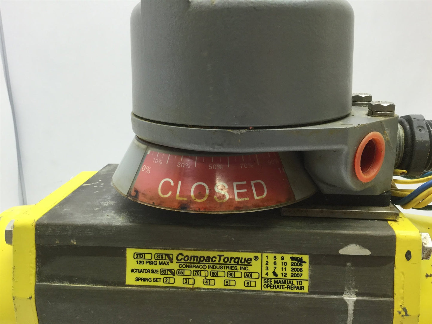 Used Conbraco CompacTorque 3TS-60 Pneumatic Rotary Actuator Spring Return 120psi