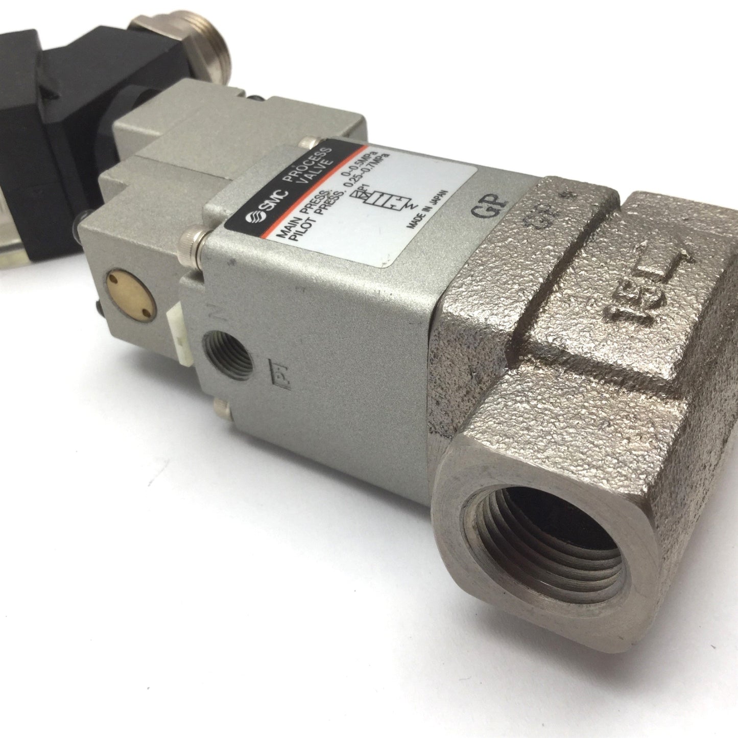 Used SMC V0301-003TZ-X302 Solenoid Valve with VNC211A-UIB9903 Process Valve