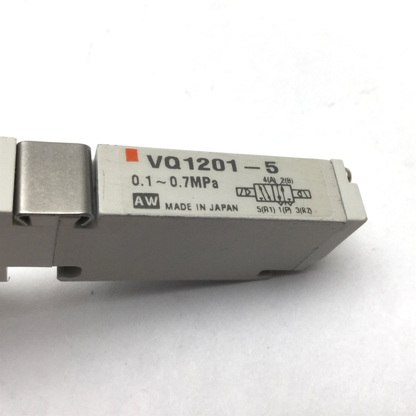 Used SMC VQ1201-5 Solenoid Valve, Double Solenoid, 2-Position 5-Port, 24VDC 0.5W