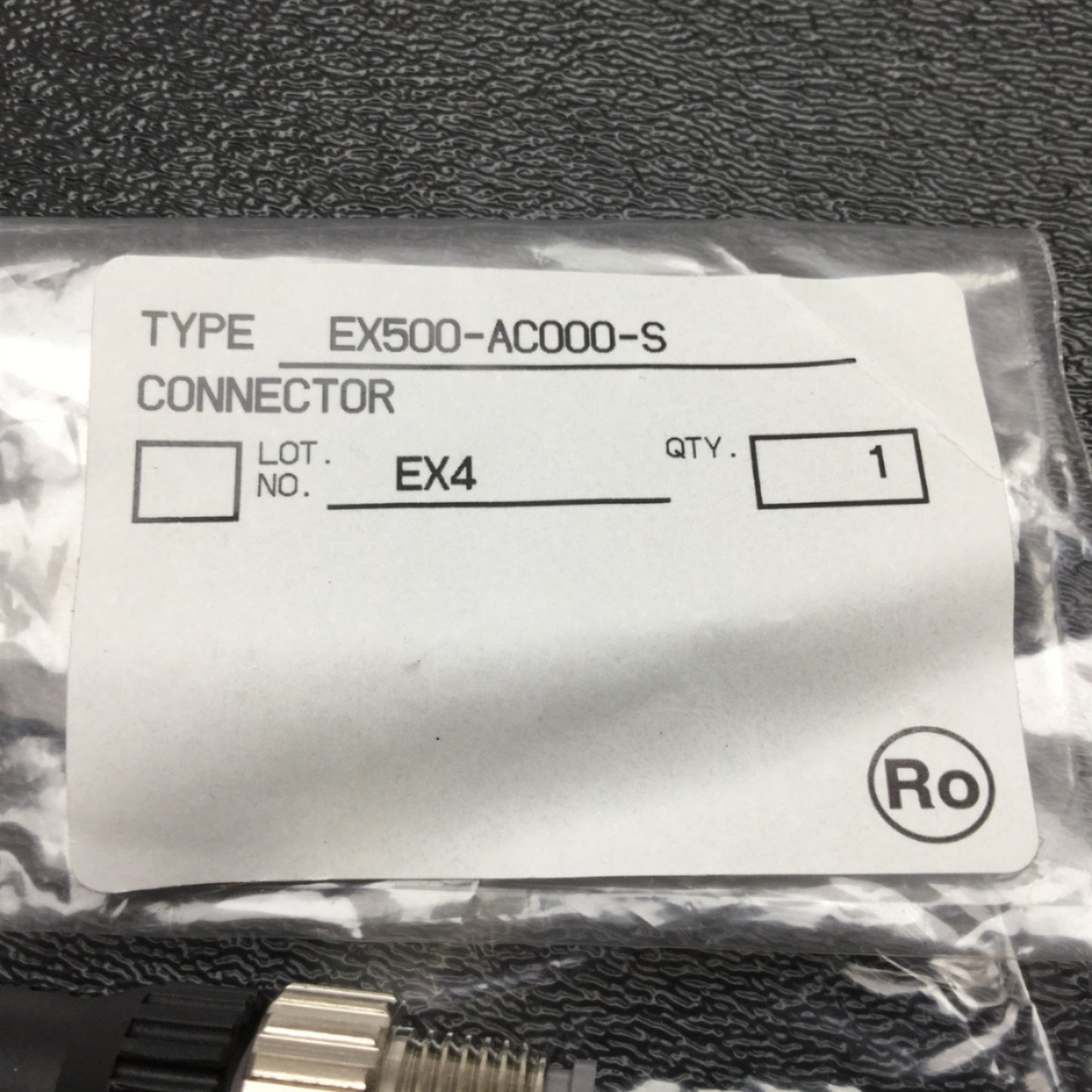 New – Open box Lot of 5 Omron EX500-AC000-S Termination Plug, 8-Pin Male Connection