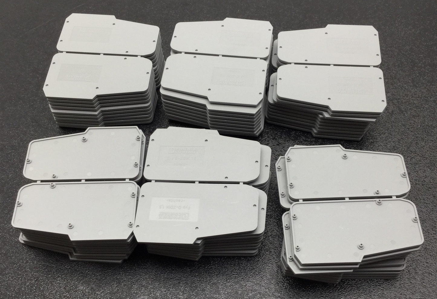 New – Open box Lot of 60 Phoenix Contact Typ D-ZDIK 1,5 Terminal Block End Covers, Color: Gray