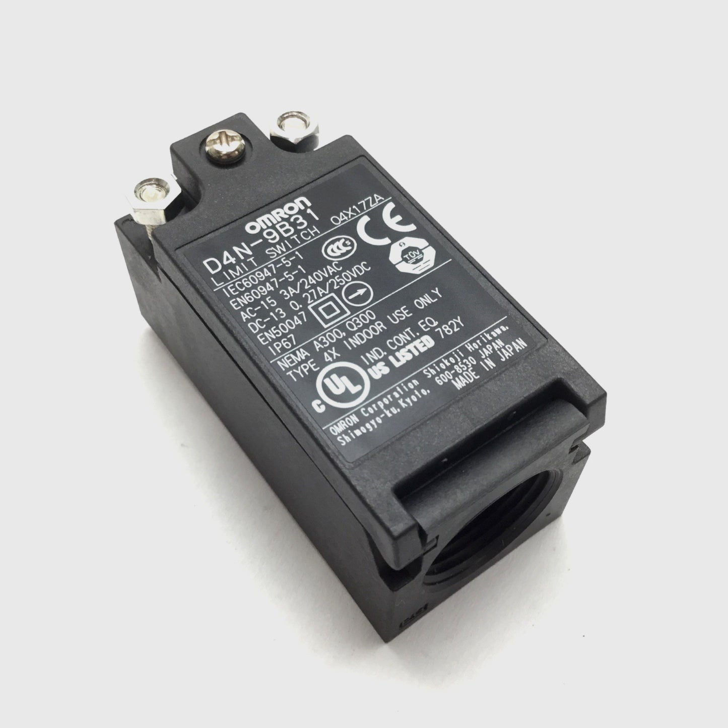 Used Omron D4N-9B31 Snap Action Safety Limit Switch, DPST-NC, 250VAC 10A