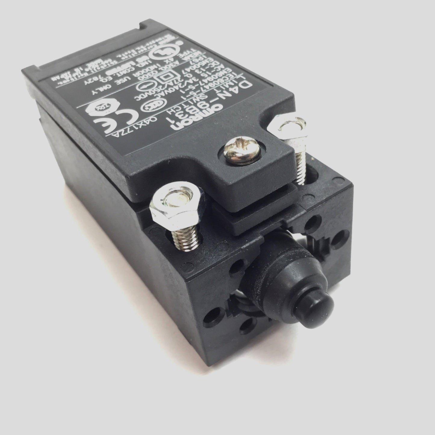 Used Omron D4N-9B31 Snap Action Safety Limit Switch, DPST-NC, 250VAC 10A