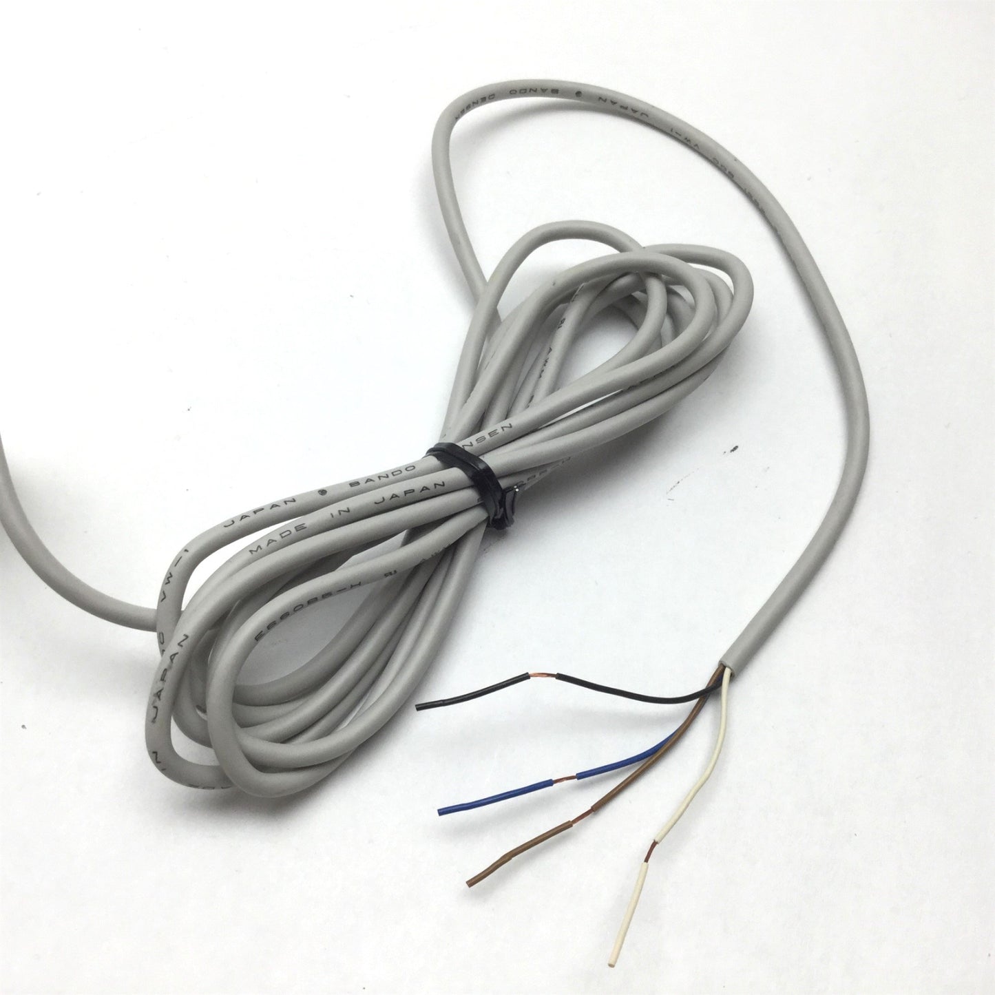 Used SMC PFM510S-C6-1 Digital Flow Switch, Range: 0.2-10 l/min, 6mm Tube, 0.75MPa