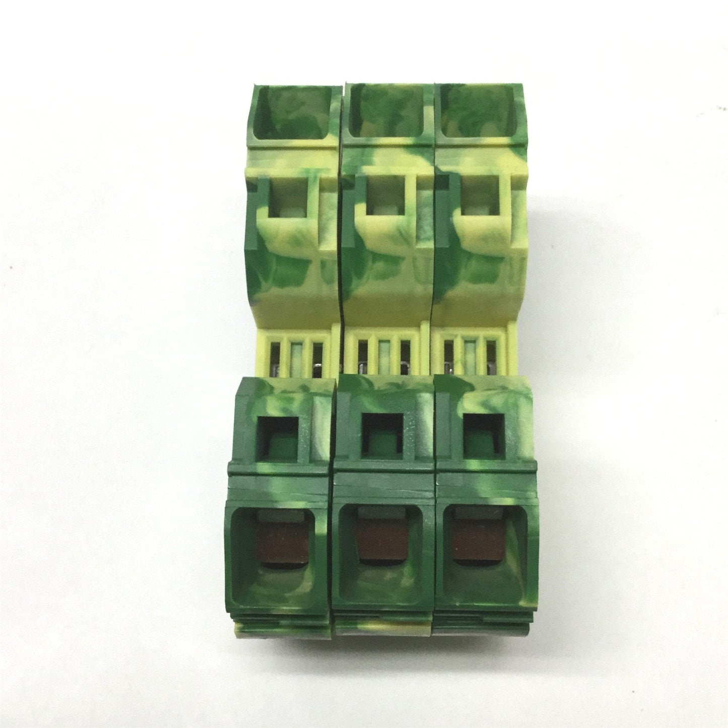 New – Open box Lot of 3 Wago 285-637 Grounding Terminal Block Feed Thru Cage Clamp 35mm² 8-2AWG