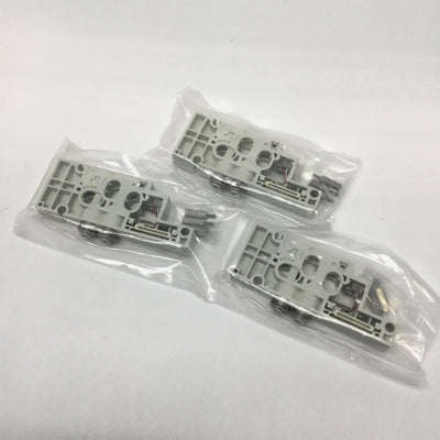 New Lot of 3 SMC SY50M-2-2DA-C4 Manifold Block Assembly, Bottom Ported, 4mm Tube