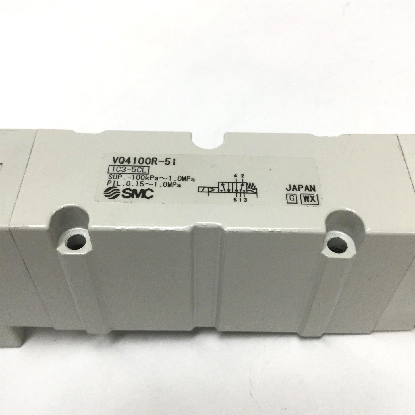 Used SMC VQ4100R-51 Solenoid Control Valve, 5-Port, 2-Position, Base Mount, 24VDC