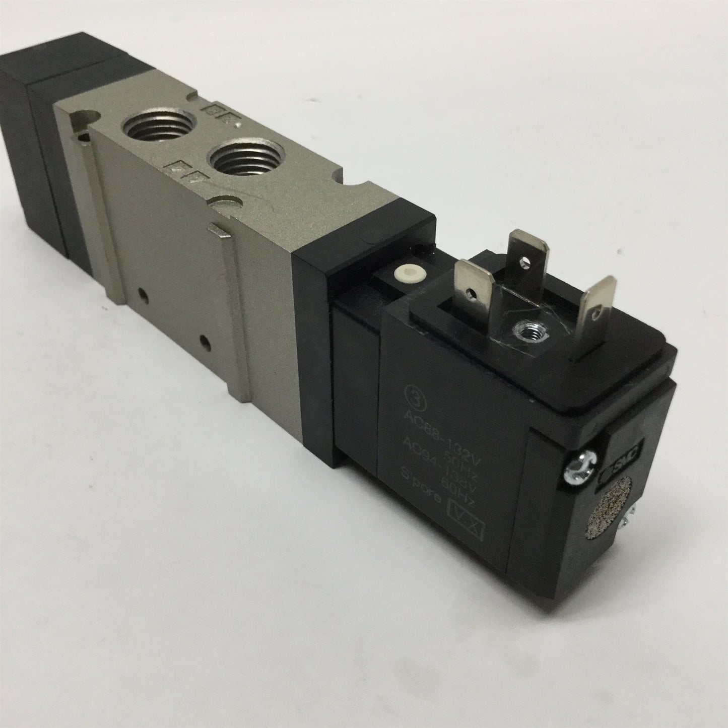 For parts or not working SMC VFS2420-3D-02T Double Solenoid Valve 5-Port 3-Pos, 120VAC *Missing Coil*