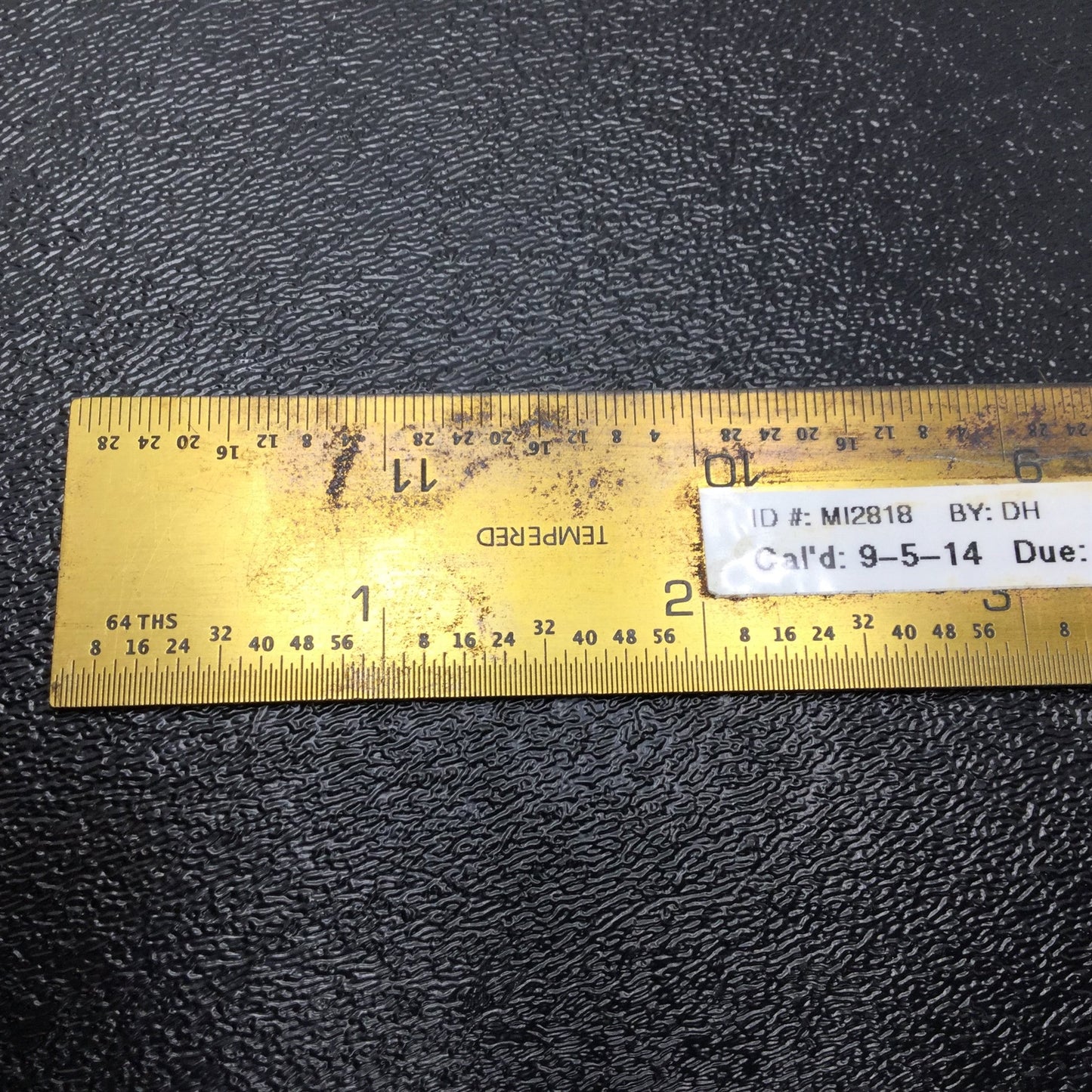 Used Fowler 52-399-012 Rigid Golden Rule 12"/300mm, Graduation: mm, .5mm, 1/64, 1/32