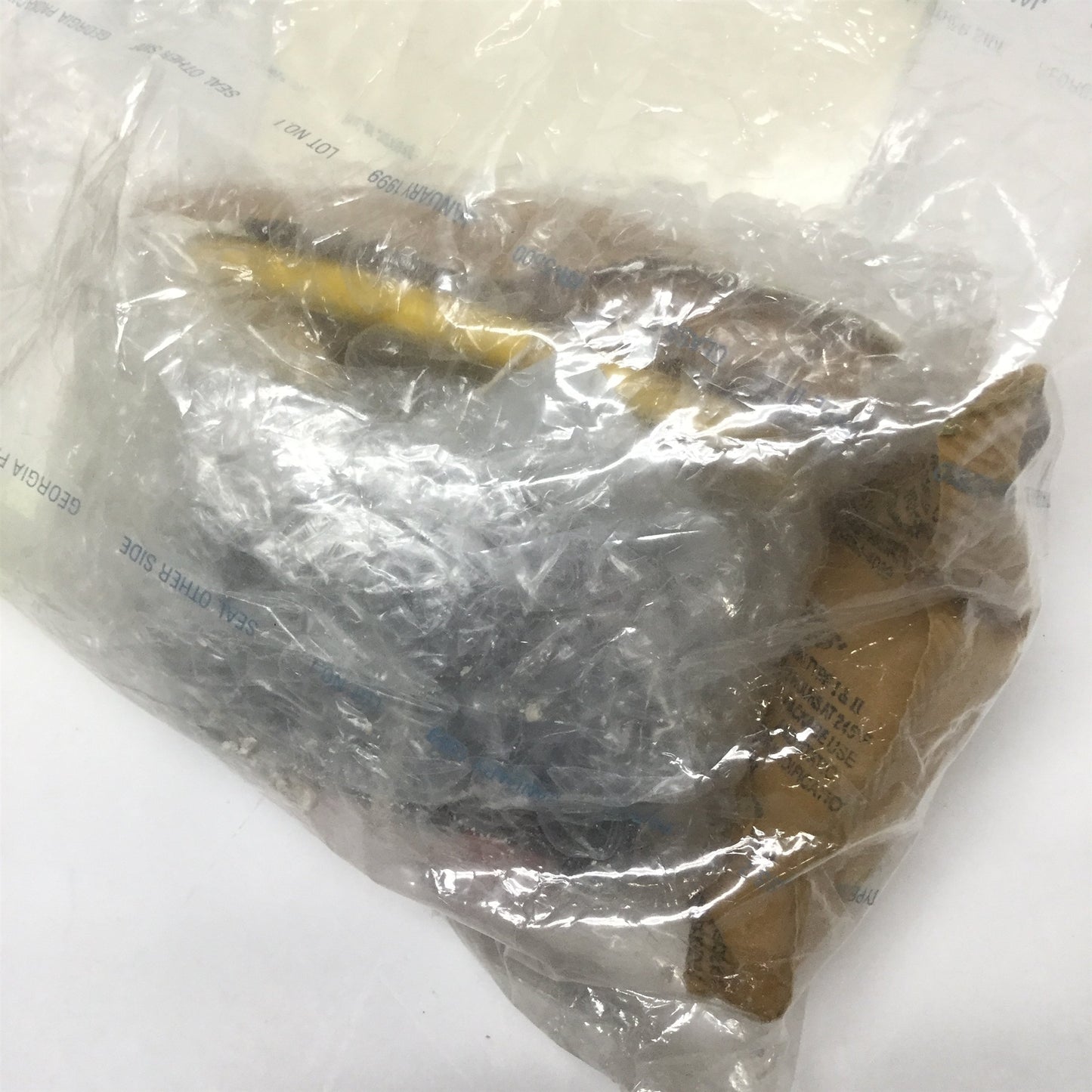 New Watts 1/4 CL-7200 CL7200VB01OLMM Dry Chlorine Service Vented Ball Valve 1/4" NPT