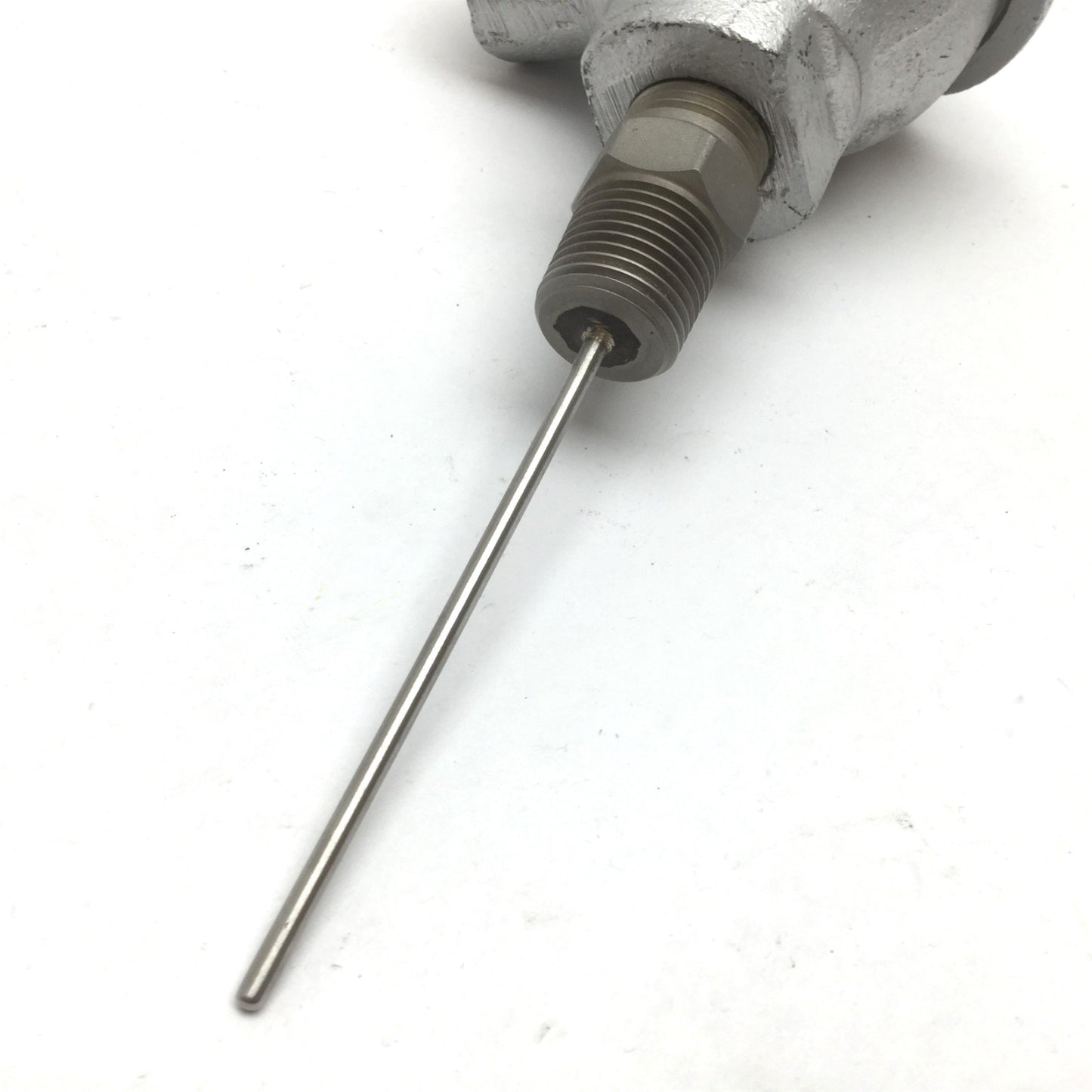 Used Omega NB1 Thermocouple with Head, Thermocouple Length: 3.5", Connection 1/2" NPT