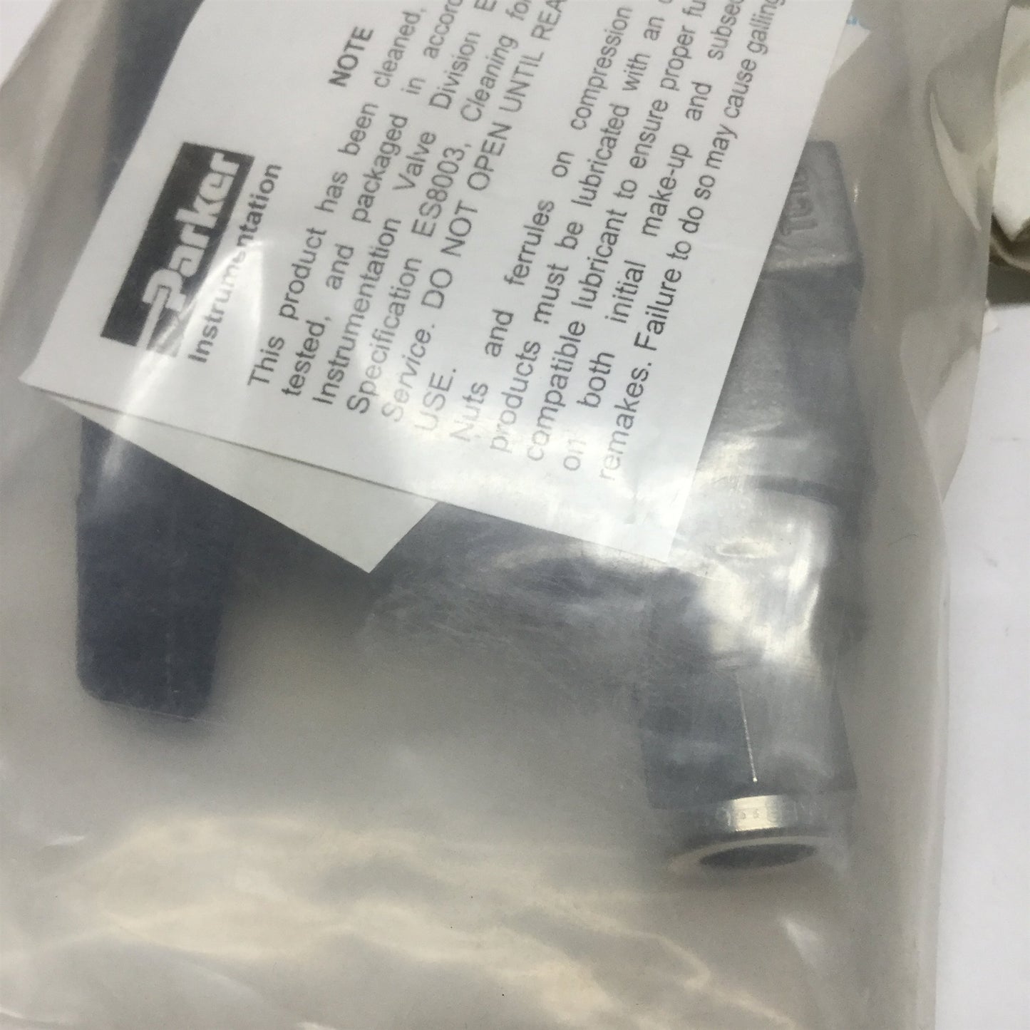 New Parker 8F6A-B8LJ-V-SSP-C3 Stainless Instrumentation Ball Valve, 2-Way, 1/2NPT