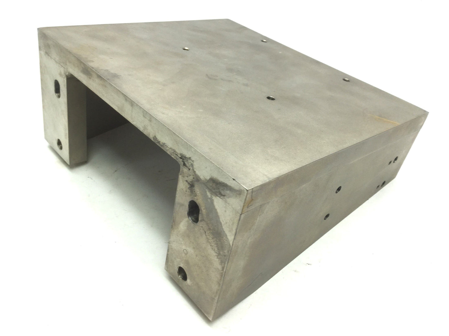 Used Machined Steel Right Angle Bracket Dimensions 7.75"x3.125"x6.375", Mounts: 10-32