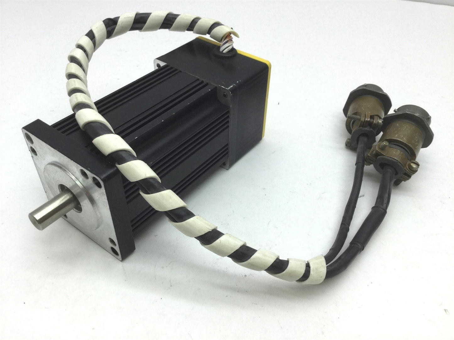 Used Parker SM232AE-NFLN Compumotor Servo Motor & Cables Torque 92ozin NEMA 23