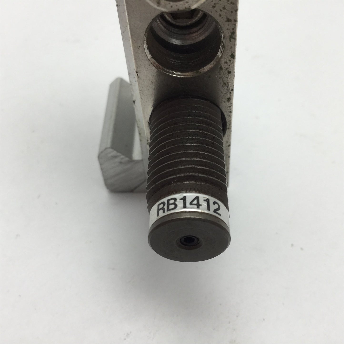 Used Lot of 2 SMC RB1412 Shock Absorber w/ Dovetail Brackets, Stroke 12mm, for MYH32