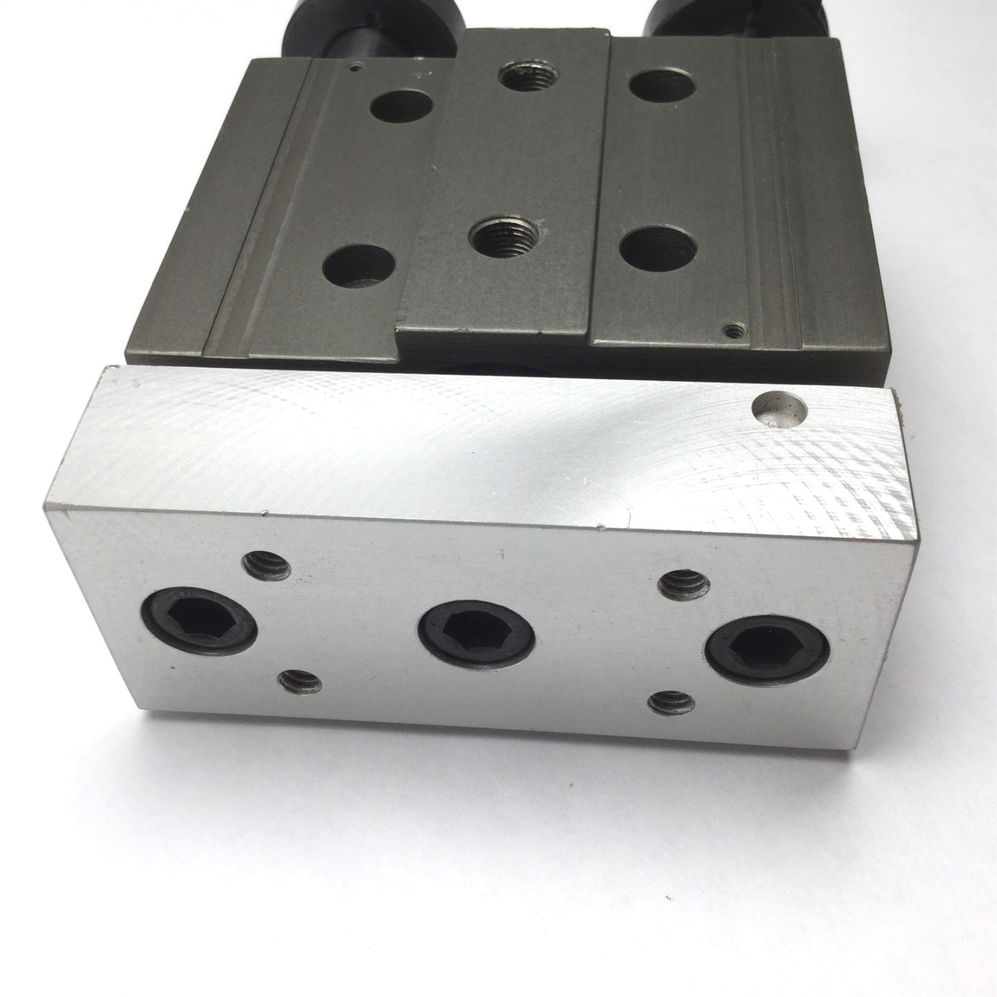 Used Phd SA062X1 Pneumatic Slide Cylinder, Bore: 1.25", Stroke: 1", Ports: 1/8" NPT