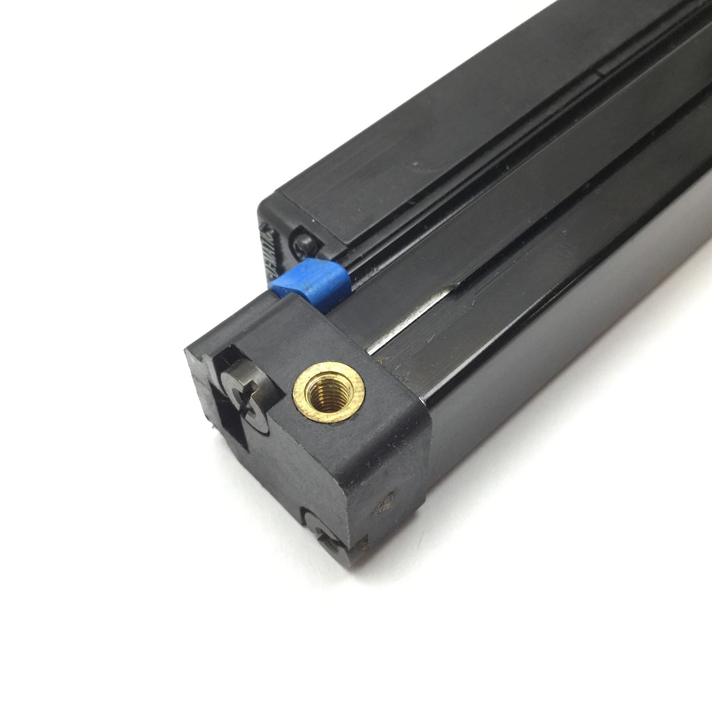 Used Tolomatic BC2#148450 Pneumatic Band Cylinder, Bore: 0.5", Stroke: 8", 10-32