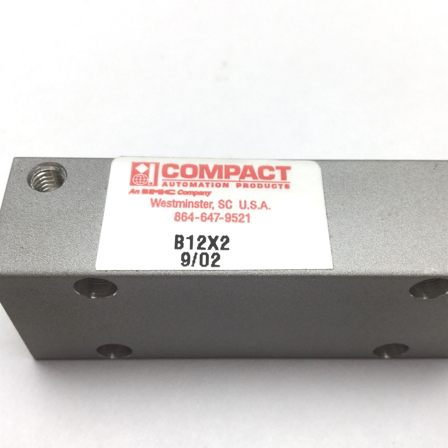 Used Compact B12X2 Pneumatic Cylinder, Bore: 1/2", Stroke: 2", Ports: 10-32, 125psi