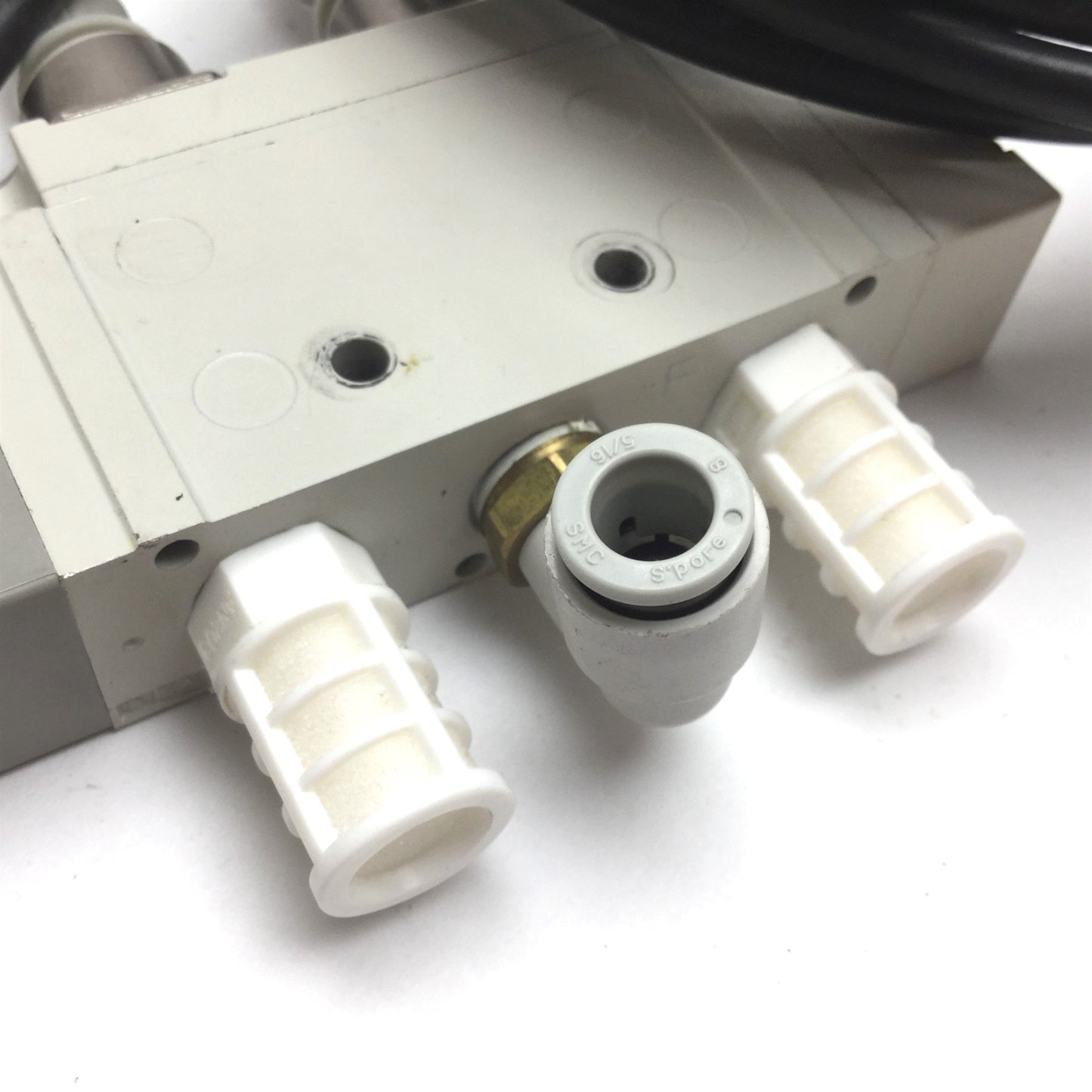Used SMC SY9120-5DO-C10F-Q Pneumatic Solenoid Valve, 2-Position 5-Port, 24VDC