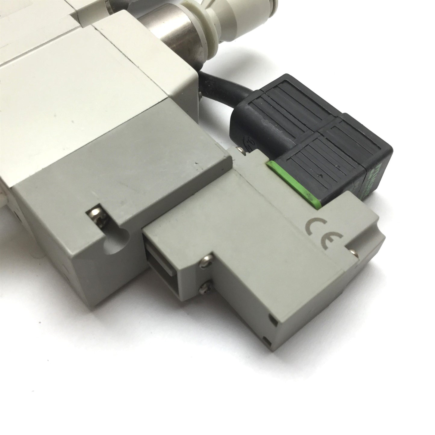 Used SMC SY9120-5DO-C10F-Q Pneumatic Solenoid Valve, 2-Position 5-Port, 24VDC