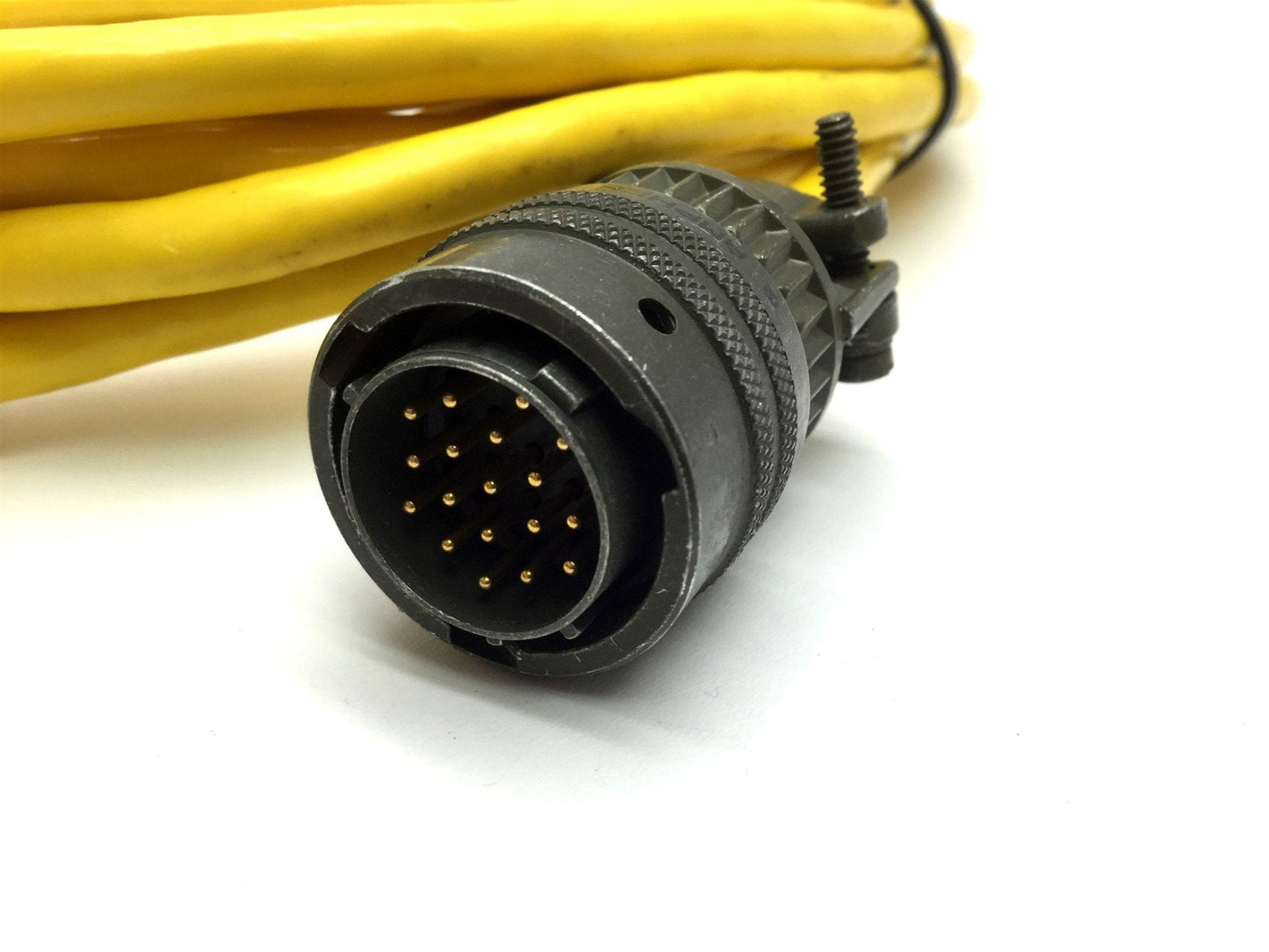Used Parker 71-015886 Motor Feedback Cable, MS Round 18-Pin to DB9, 19' Long