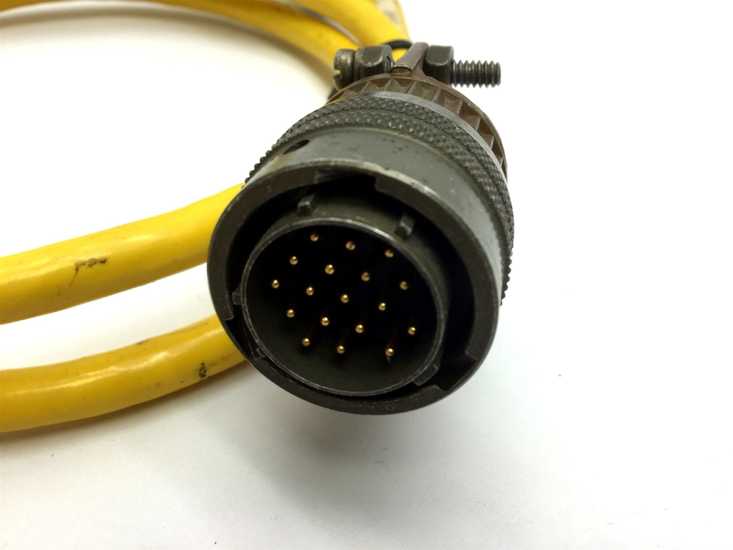 Used Parker 71-015018 Motor Feedback Cable, MS Round 18-Pin to DB9, 2.5' Long