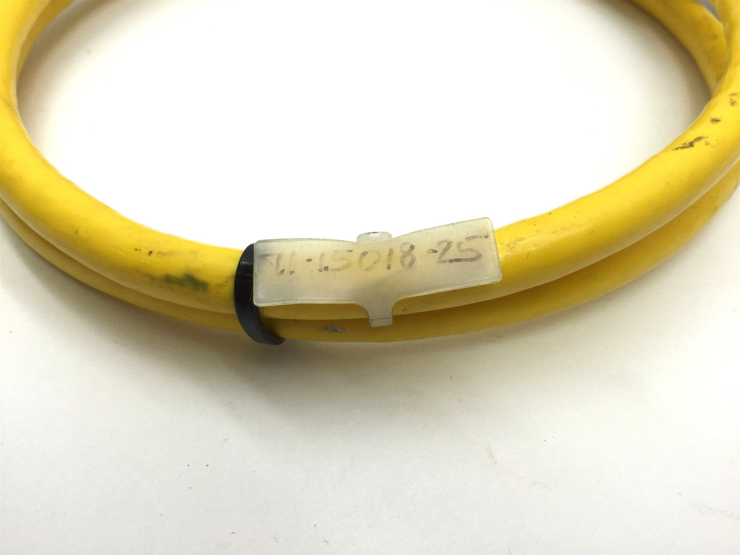 Used Parker 71-015018 Motor Feedback Cable, MS Round 18-Pin to DB9, 2.5' Long