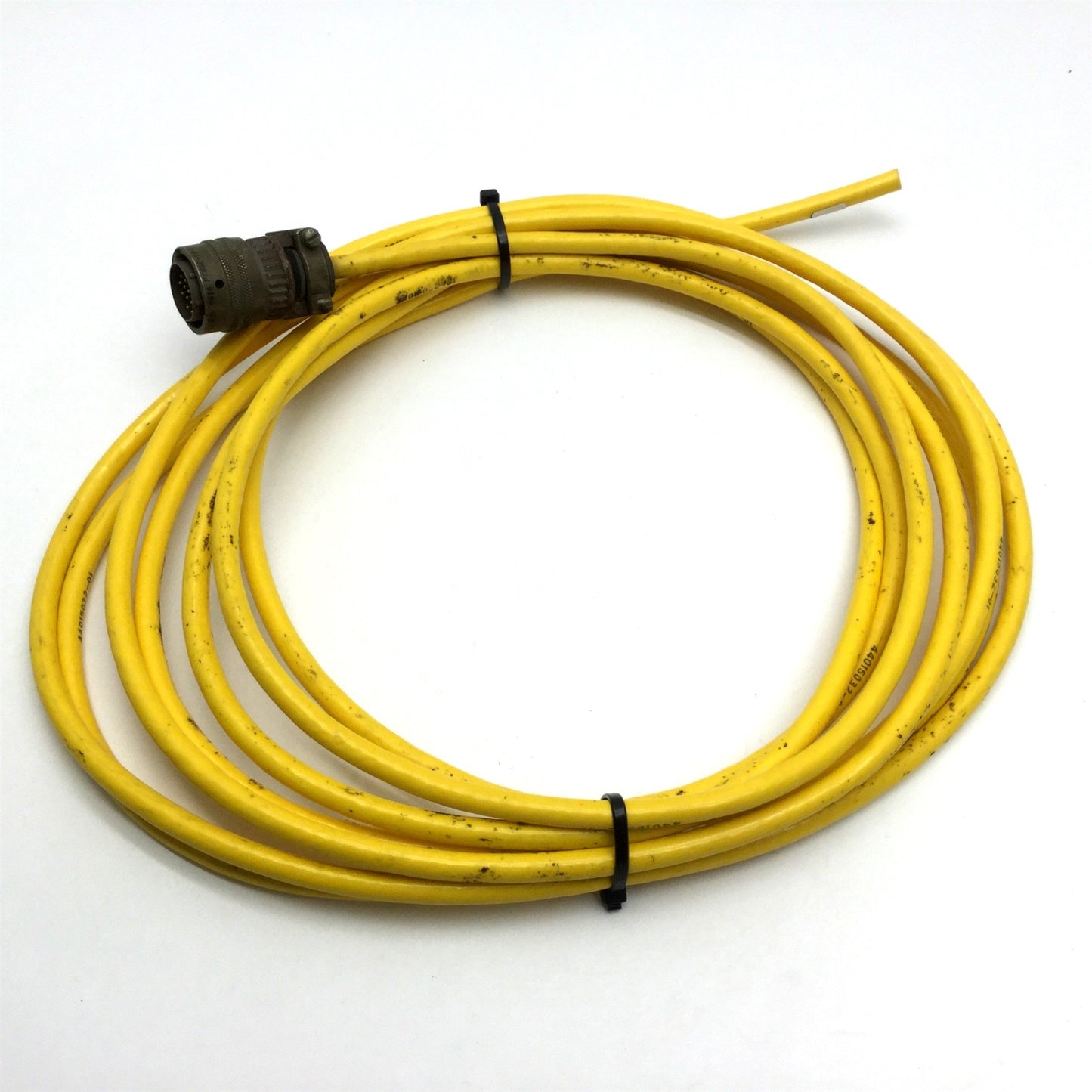 Used Parker 71-015018 Motor Feedback Cable, MS Round 18-Pin, 17' Long