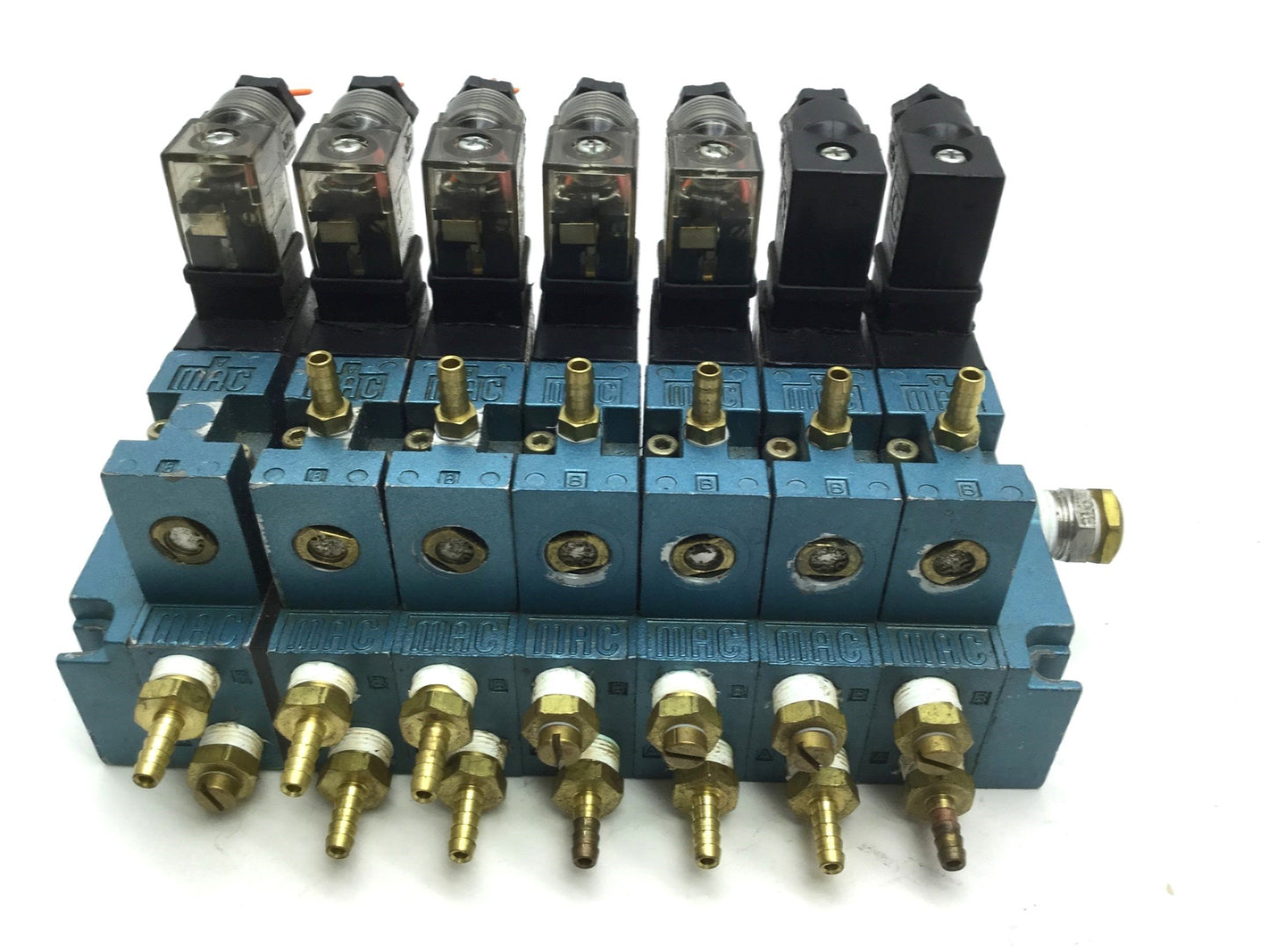 Used Lot of 6 Mac 45A-MAJ-DDAJ-2KE & 1 DDAJ-B-N Solenoid Valves 24VDC 120PSI