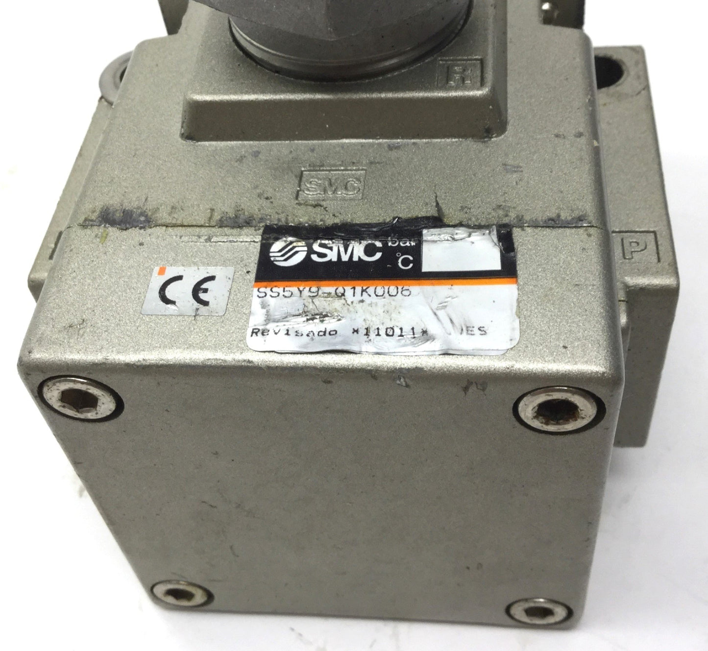 New SMC SS5Y9-Q1K006 Base With VO307-5D-Q Solenoid Valve And AN600-10 Silencer