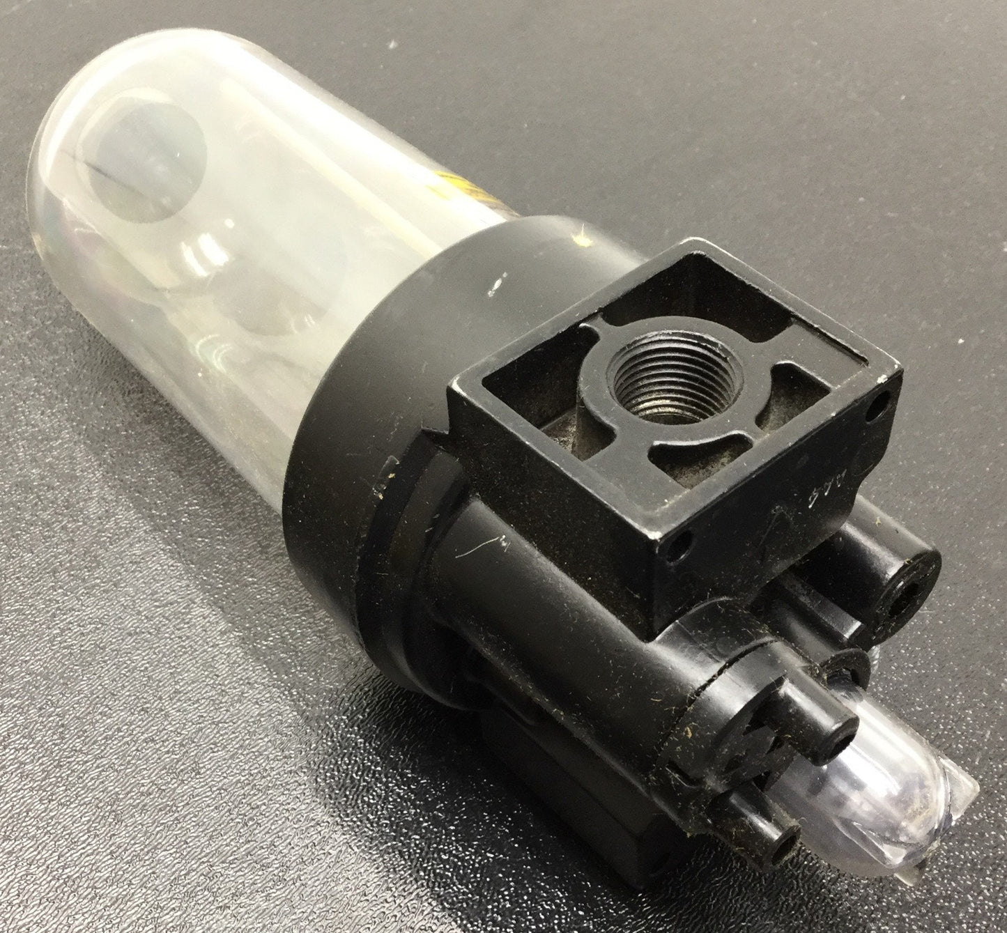 New – Open box In Box Parker 07L21BD Pneumatic Lubricator, Inlet Max: 150PSIG, 3/8" NPT