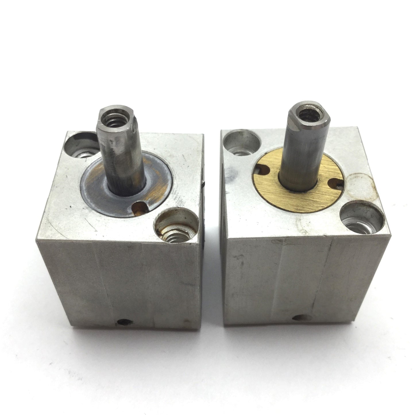 Used Lot of 2 Compact SD34X58 Pneumatic Cylinder, Bore 0.75", Stroke 0.625", 1/8" NPT