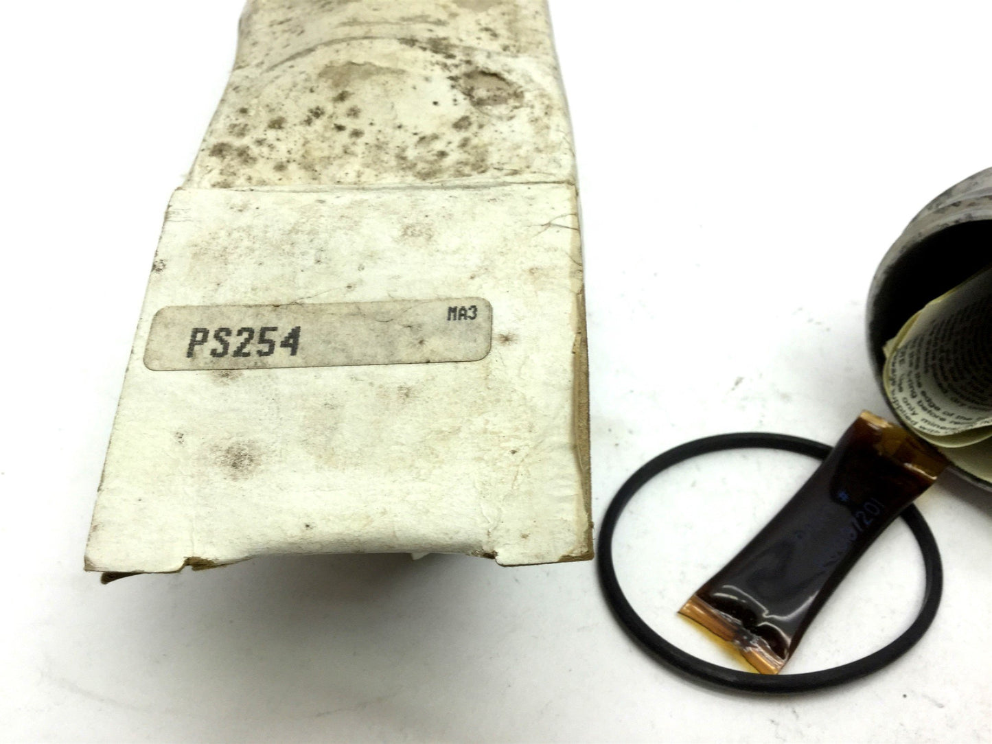 New – Open box Parker PS254 Pneumatic Metal Bowl With Sight Gauge 250 PSI Twist Drain