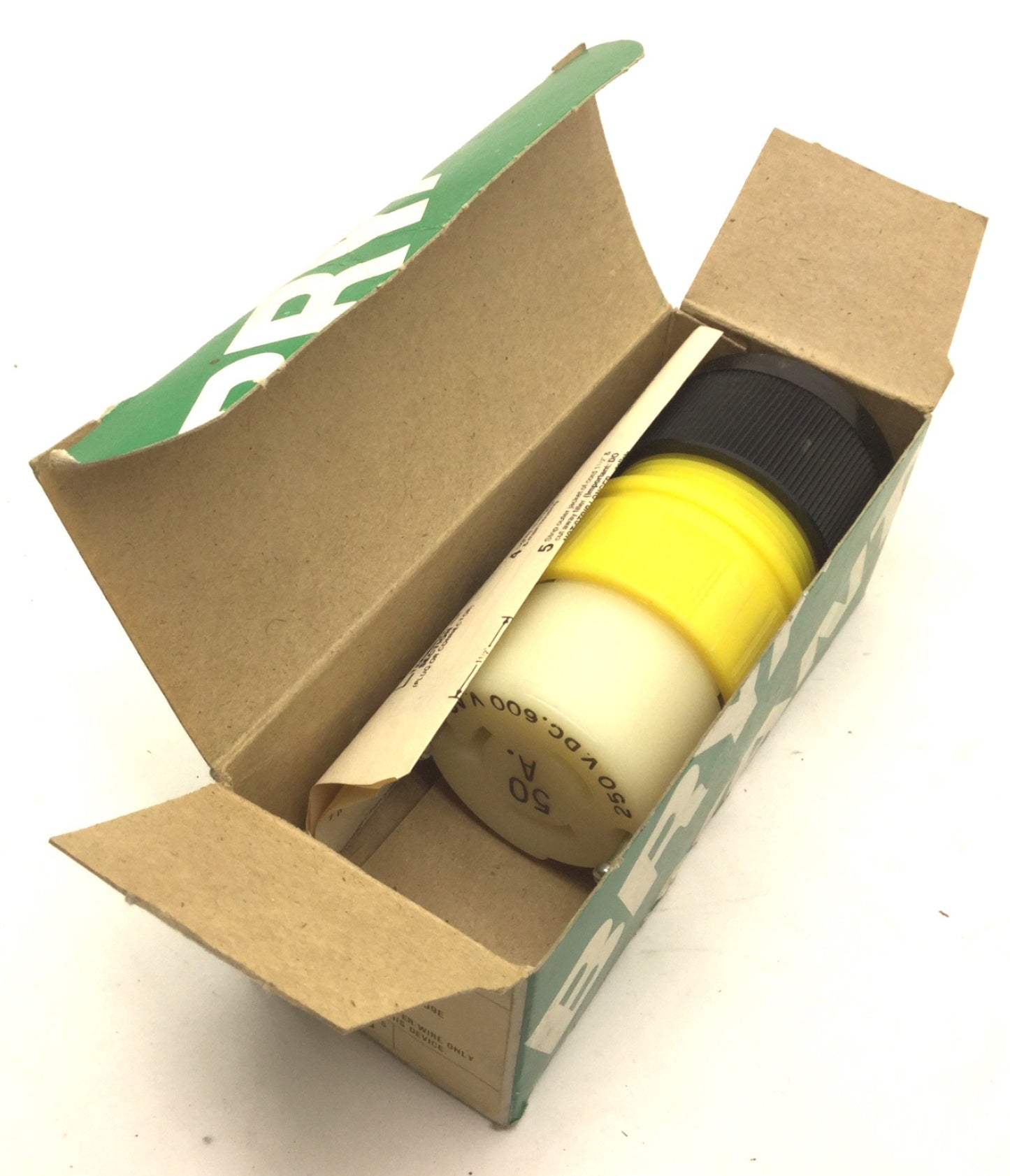 New – Open box Bryant 3762N Nylon Connector 2-Pole 3-Wire 250VDC, 600VAC, 50A, 2P/3W Grounded