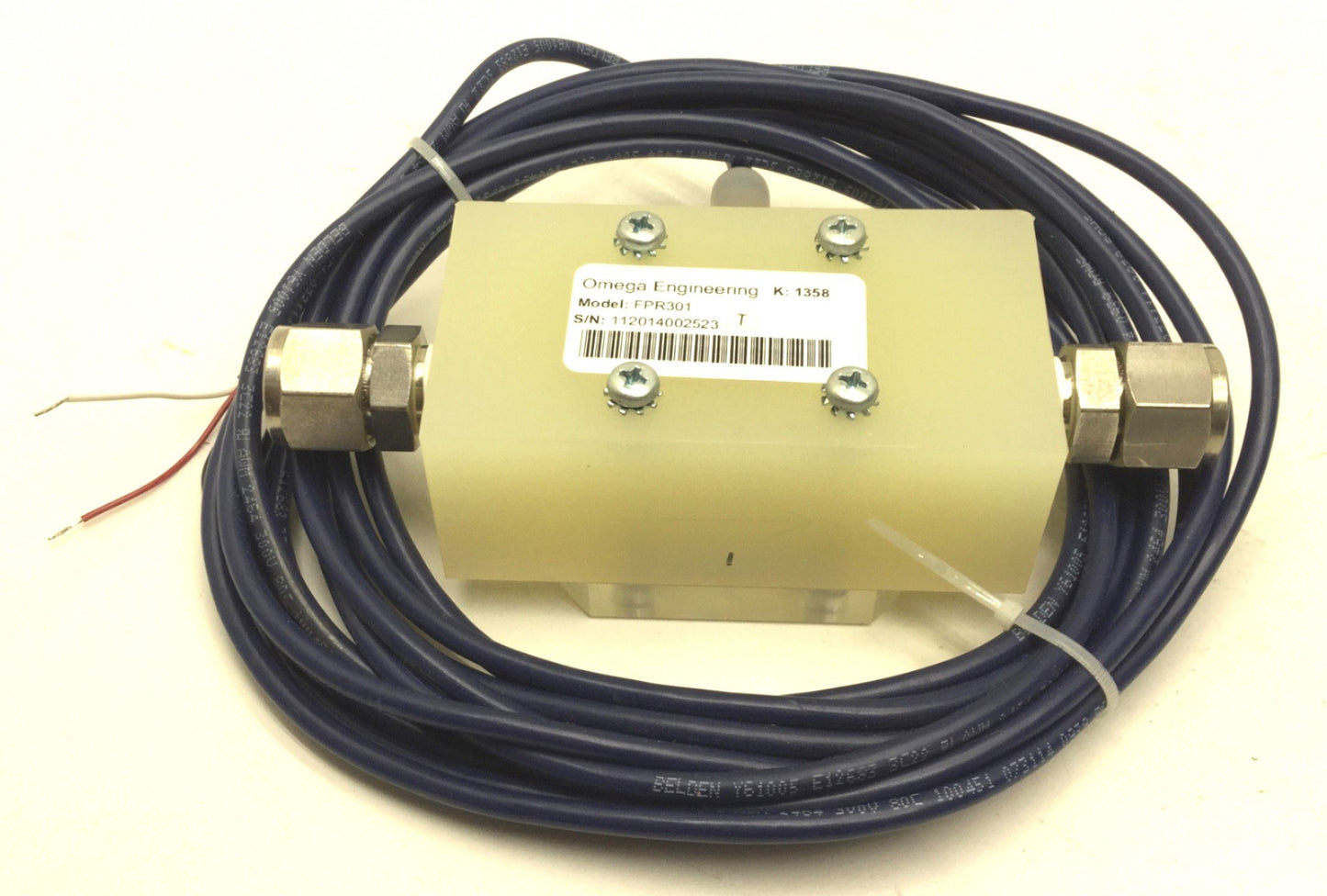 Used Omega FPR301 Flow Sensor, Ports: 3/8" NPT, 0.07 to 5 GPM, Max Pressure: 150PSI