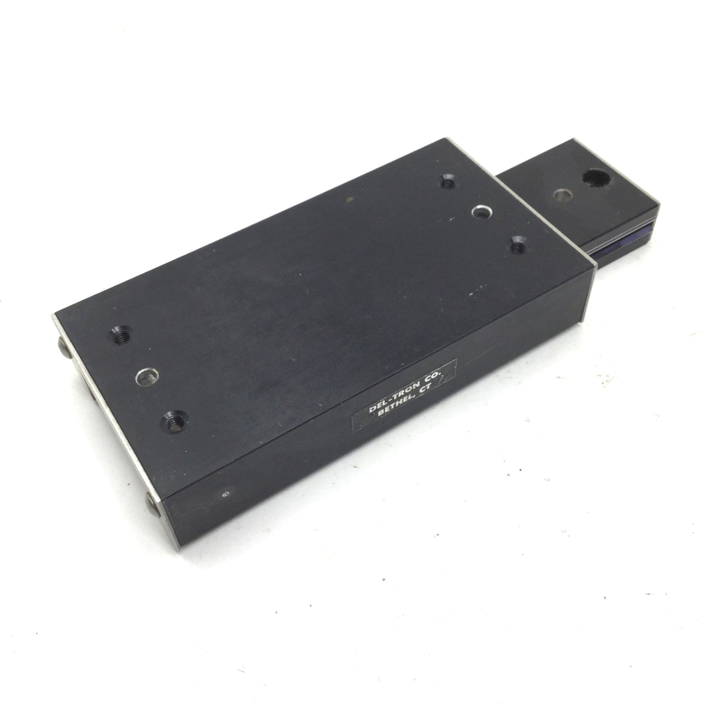 Used Del-Tron S3-3 Ball Bearing Stage Travel: 3", Width: 2-5/8", 1" Height