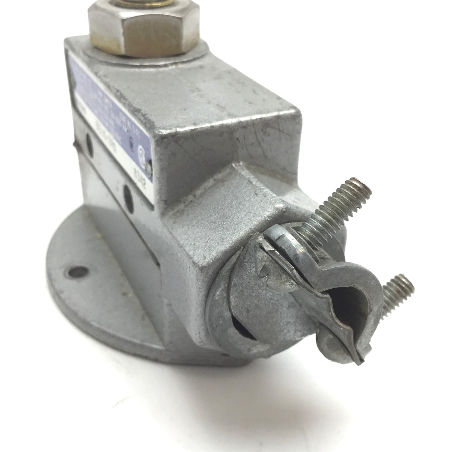 Used Micro Switch BZV6-2RQ Plunger Limit Switch, Contact: 1NC/1NO, Rating: 15A 600VAC