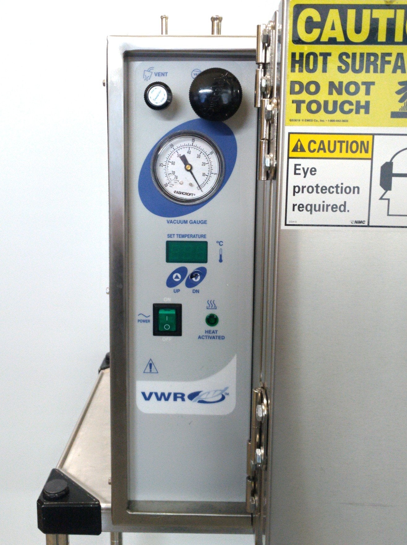 Used VWR 1430M Vacuum Oven, 50-428°F, ±6%, 20 x 12 x 12" Chamber, 120VAC