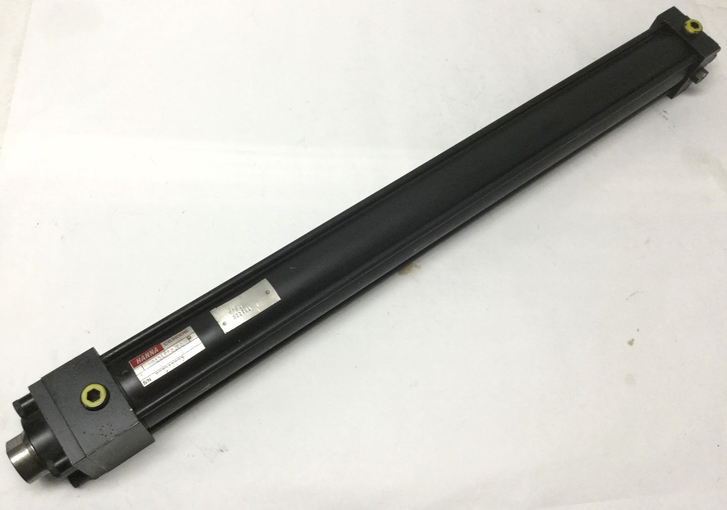 New – Open box Hanna MP13LCB2.00-22.50GSF1G Hydraulic Cylinder 2" Bore, 22.5" Stroke, 1800psi